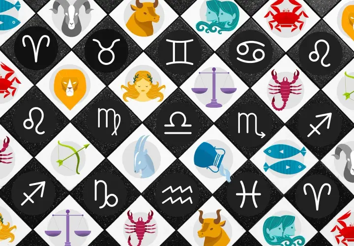 Znak zodiaku **październik** to Waga lub Skorpion. Wizerunki wszystkich znaków zodiaku na czarno-białej szachownicy.