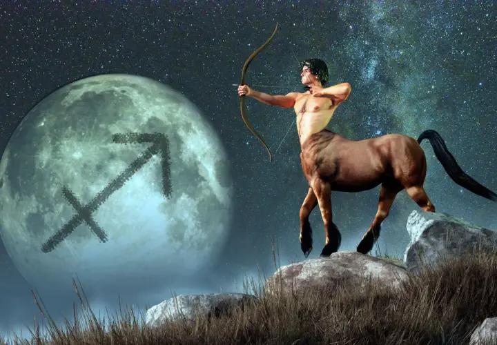 Centaur z łukiem celuje w księżyc z symbolem Strzelca. Jego ascendent w strzelcu jest gotowy do lotu.