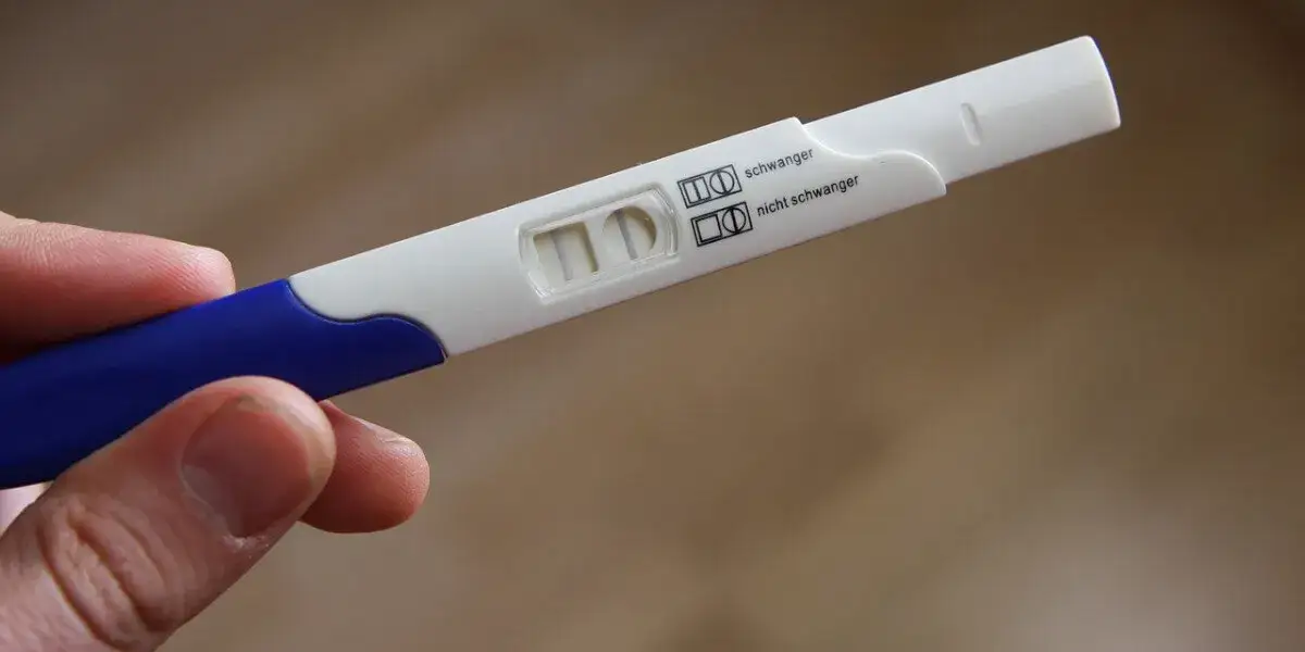 Zdjęcie Sennik pozytywny test ciążowy: poznaj duchowe znaczenie tego snu